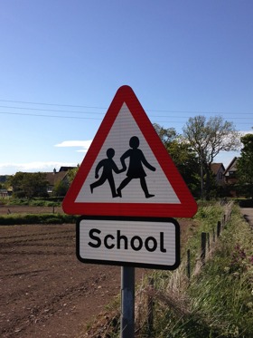 RoadSignSchool